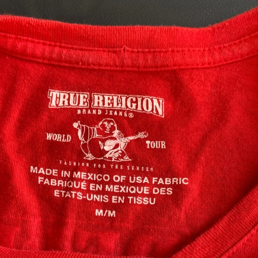 True Religion Red Crewneck Horseshoe Logo Graphic Tee Shirt Men’s Medium